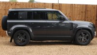 LAND ROVER DEFENDER 110
