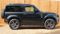 LAND ROVER DEFENDER 90