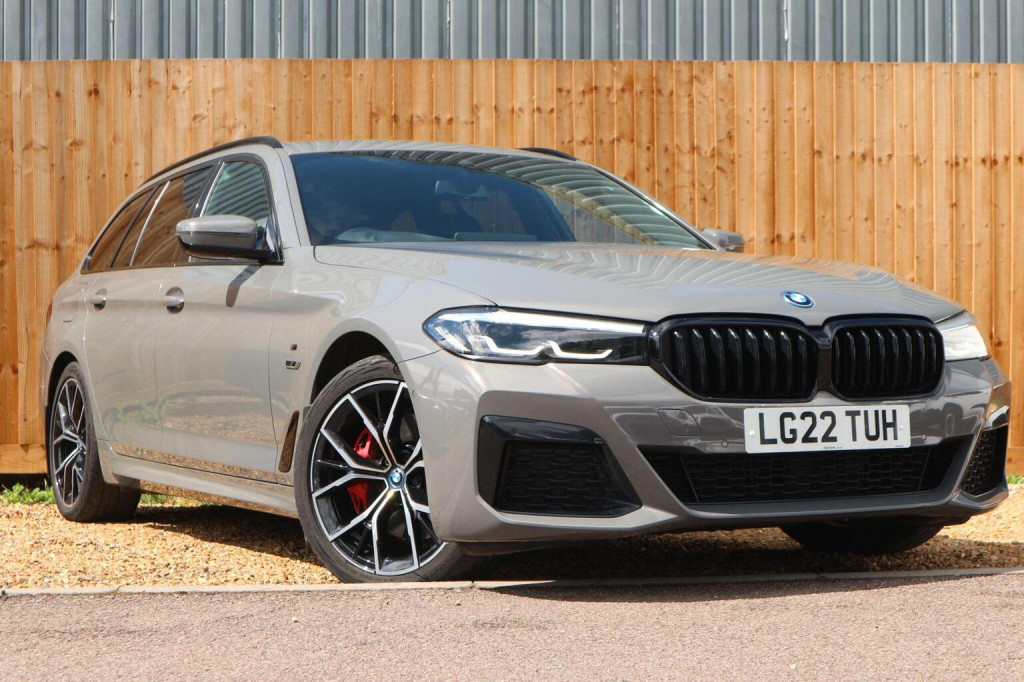 2022 BMW 5 Series